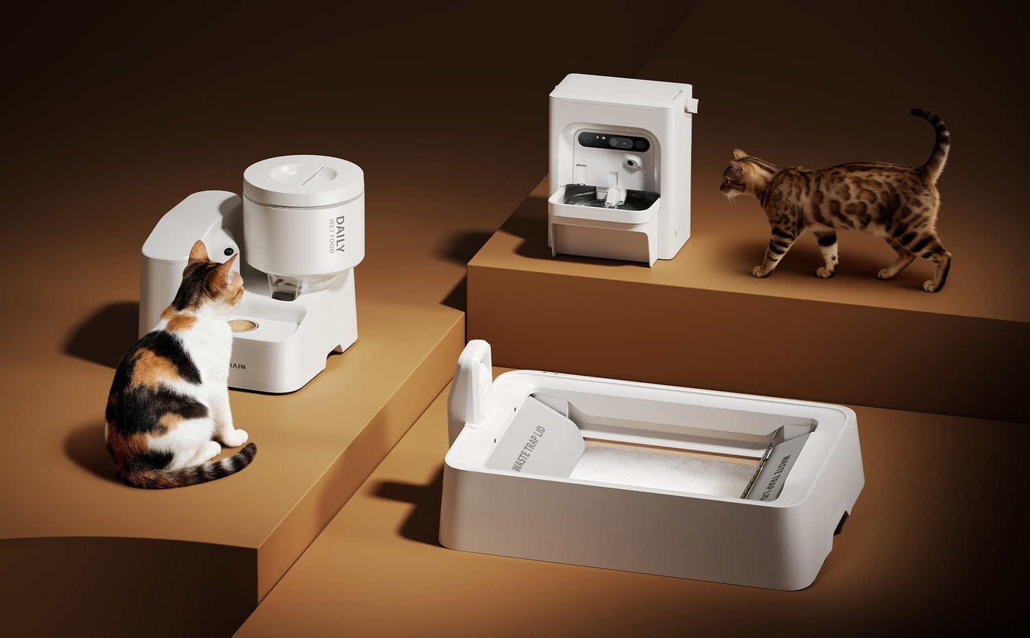 PETKIT’s EVERSWEET ULTRA Pet Water Fountain, YUMSHARE DAILY FEAST Automatic Pet Wet Food Feeder, and PUROBOT CRYSTAL DUO Automatic Litter Box showcased on the CES 2026 exhibition booth as featured new products.