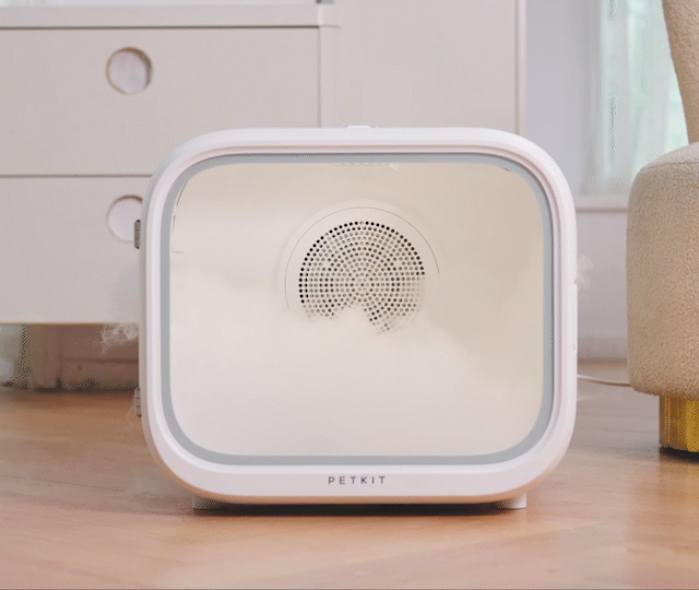 Triple directional ventilation system in the AirSalon Max Pet Dryer Box promotes continuous fresh air circulation inside the drying chamber