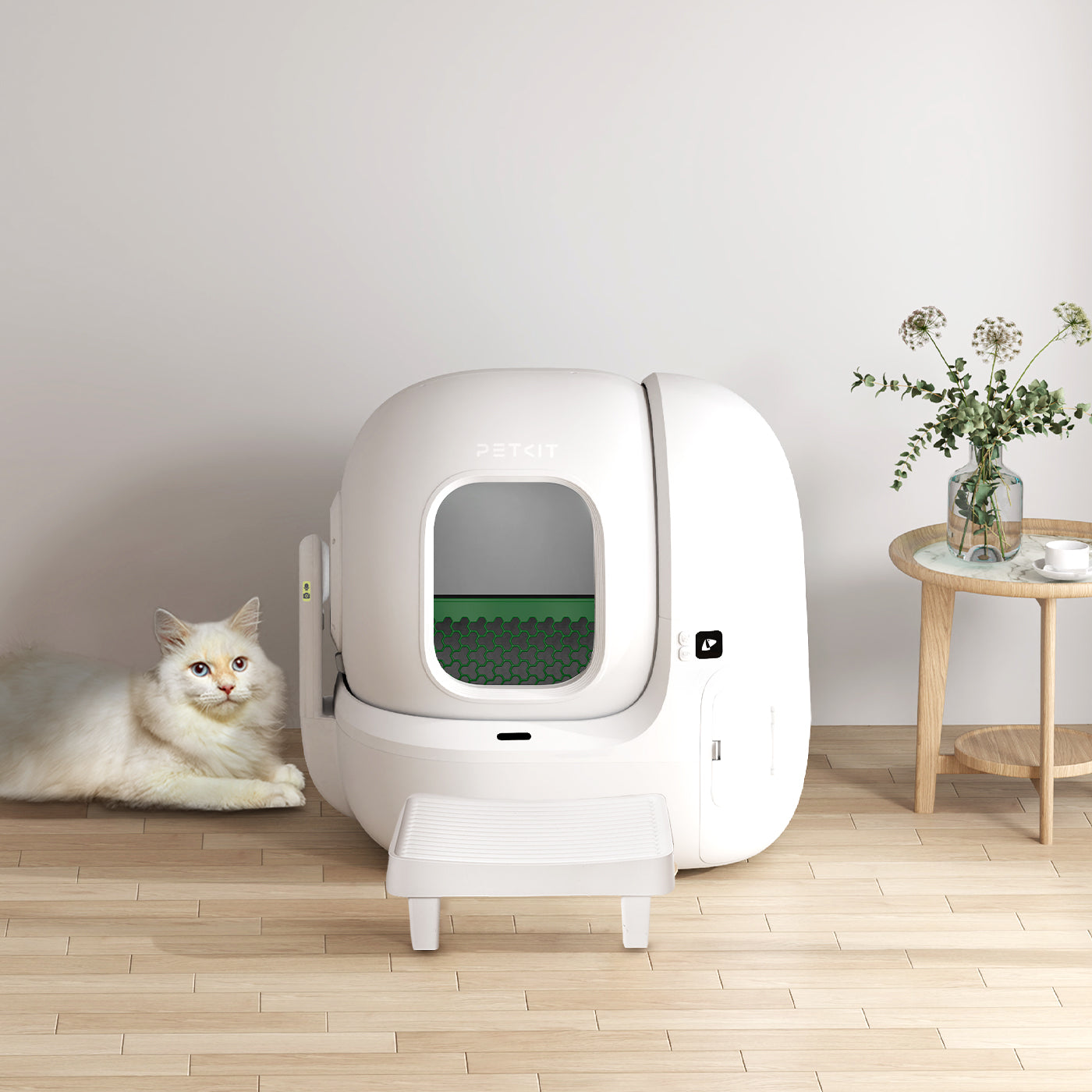 Easy-Step Pedal compatible with Purobot Max Pro 2 Automatic Litter Box, supporting smooth cat access