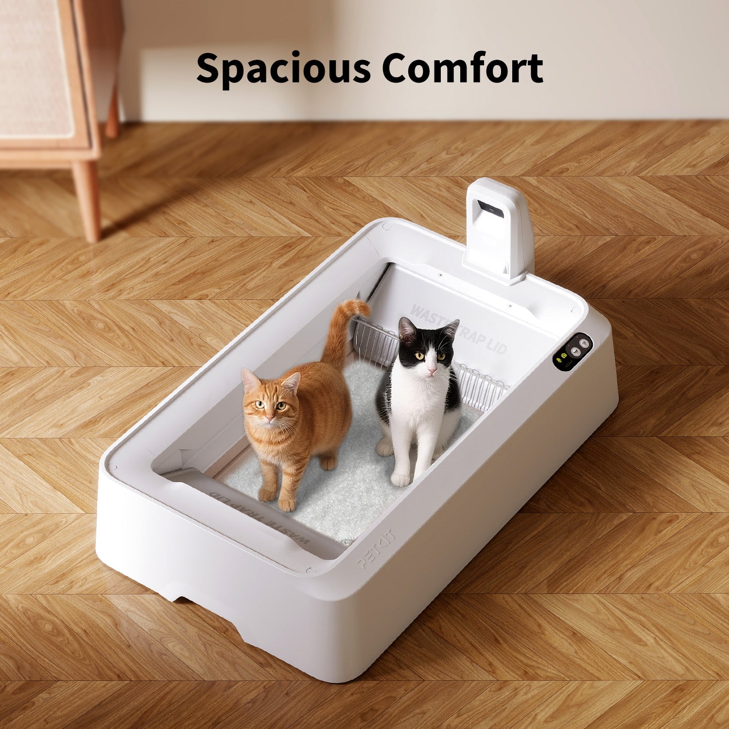 The open-top design allows this litter box to accommodate large cats up to 25 lbs.