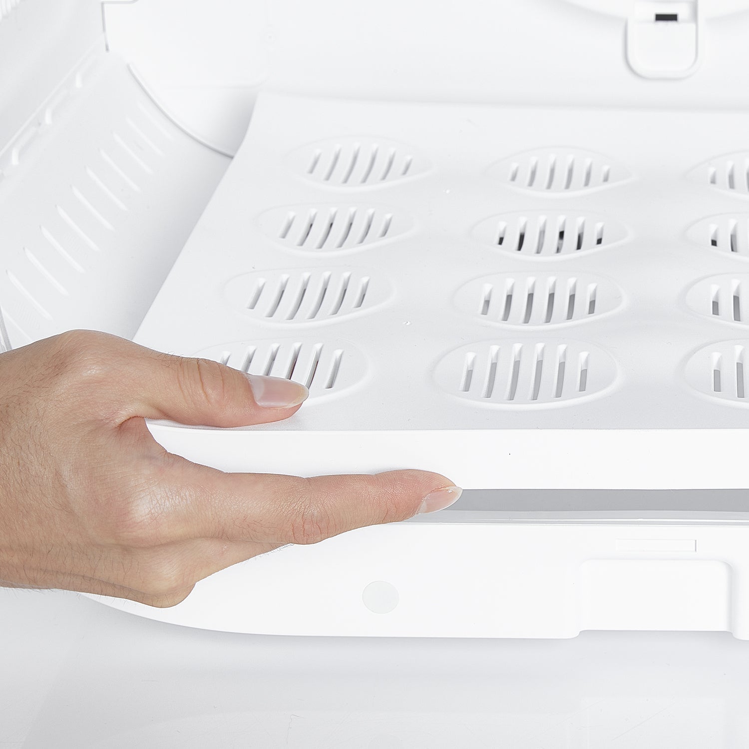 AirSalon Max Pro Pet Dryer Box with a removable bottom tray design for easy cleaning and improved hygiene