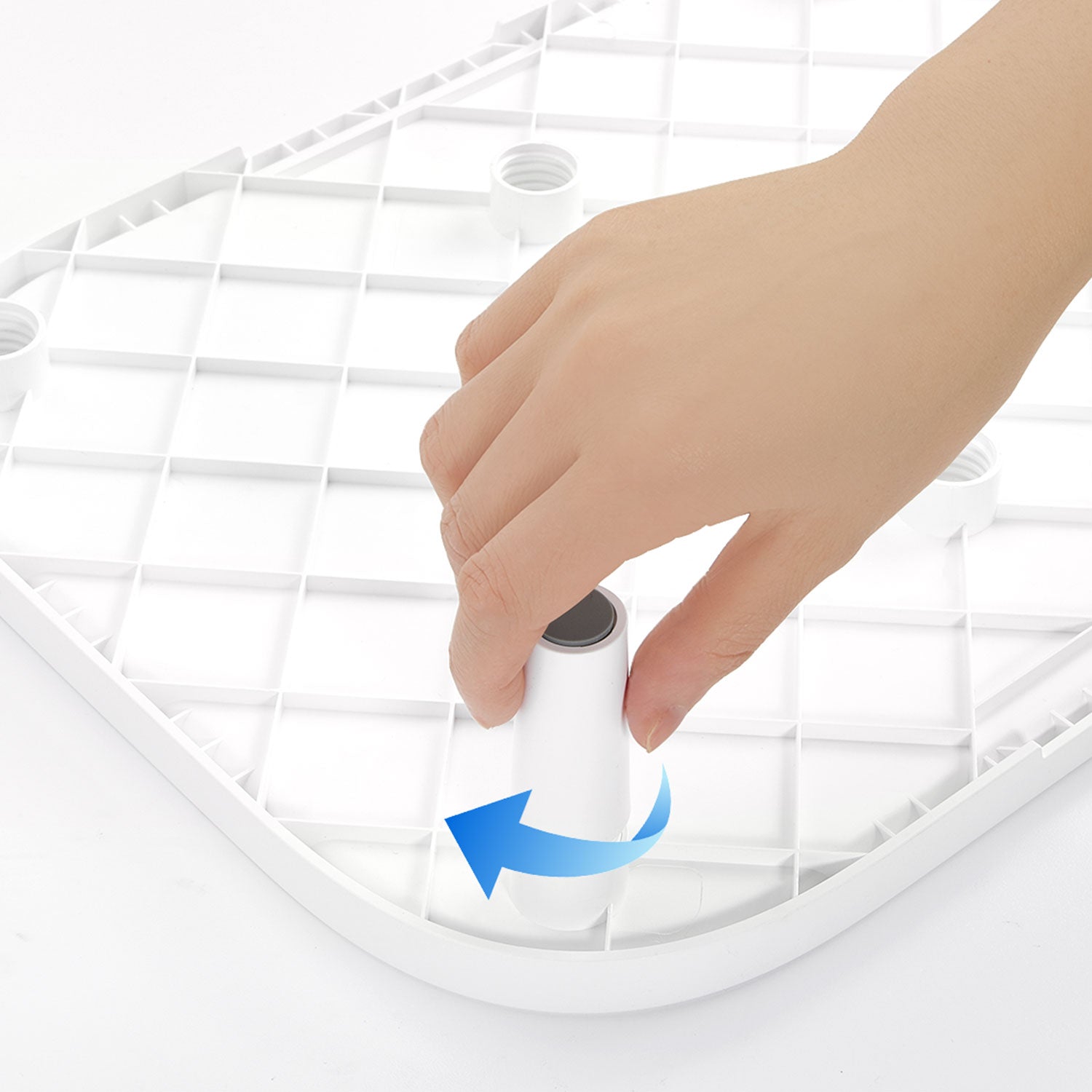 PETKIT Raised Stand is designed for quick setup by simply attaching and tightening six legs without using any tools