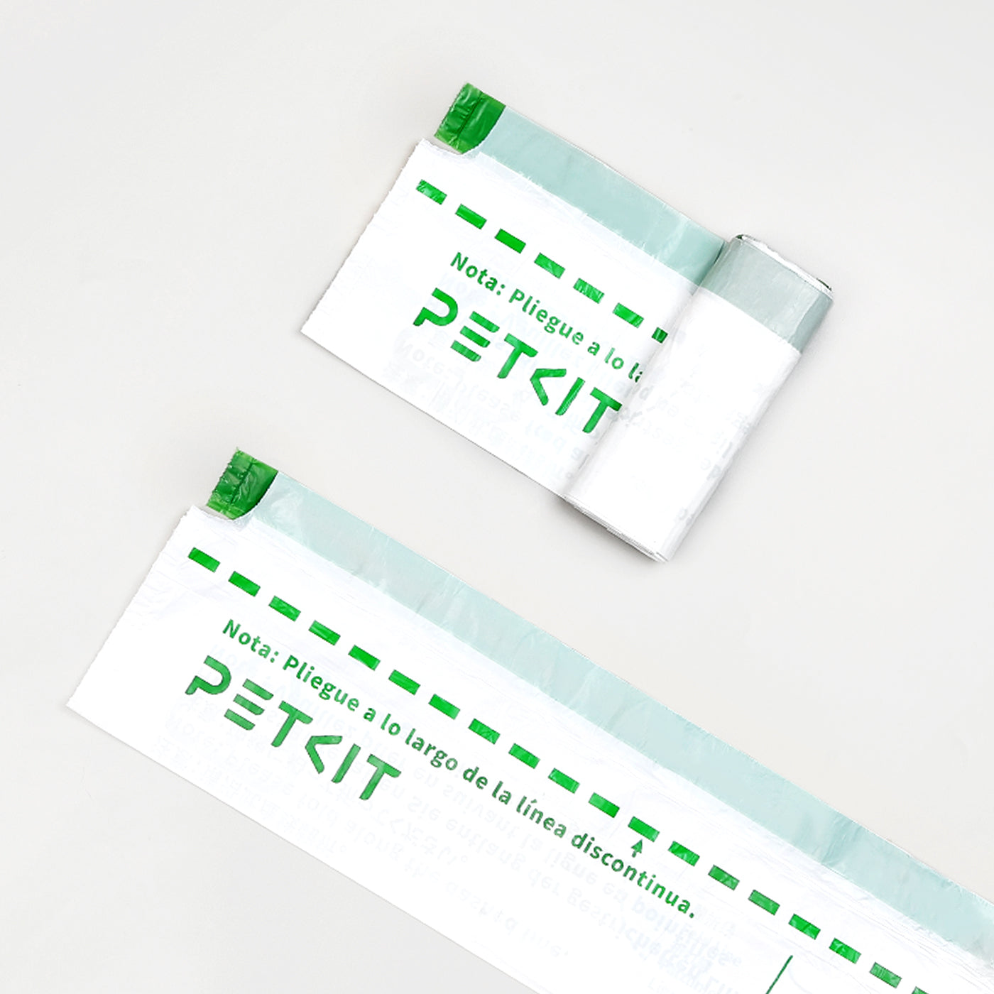 Trash bags with individually separated, tear-free design that simplifies replacement and daily use