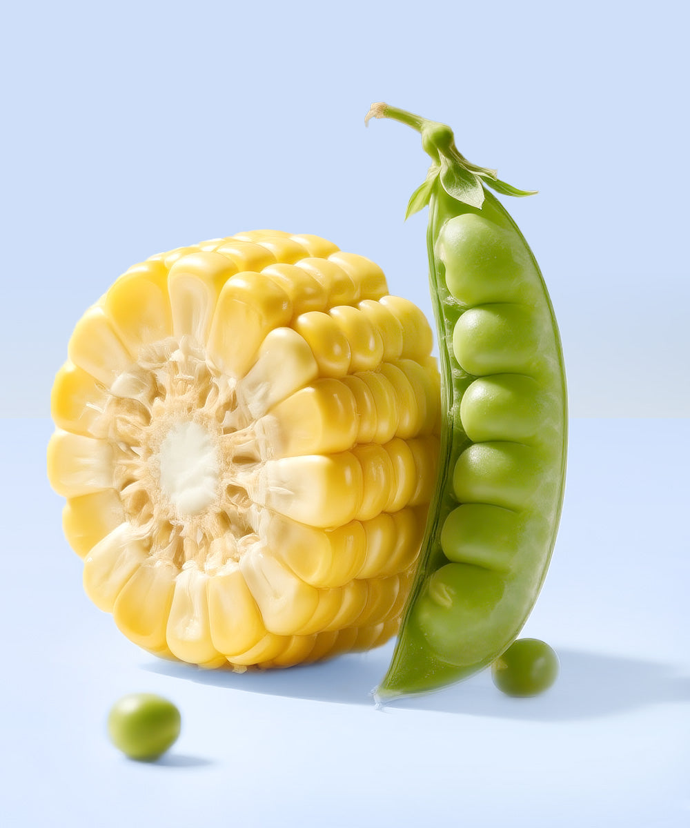 Urine Monitor Cat Litter made from natural materials such as cornstarch and pea fiber with no added chemicals