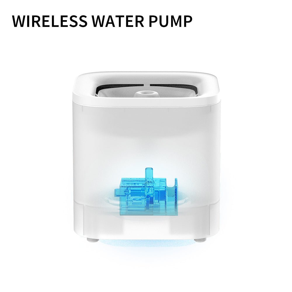 EverSweet Solo SE Pet Water Fountain with a transparent view highlighting the built-in wireless water pump inside the device